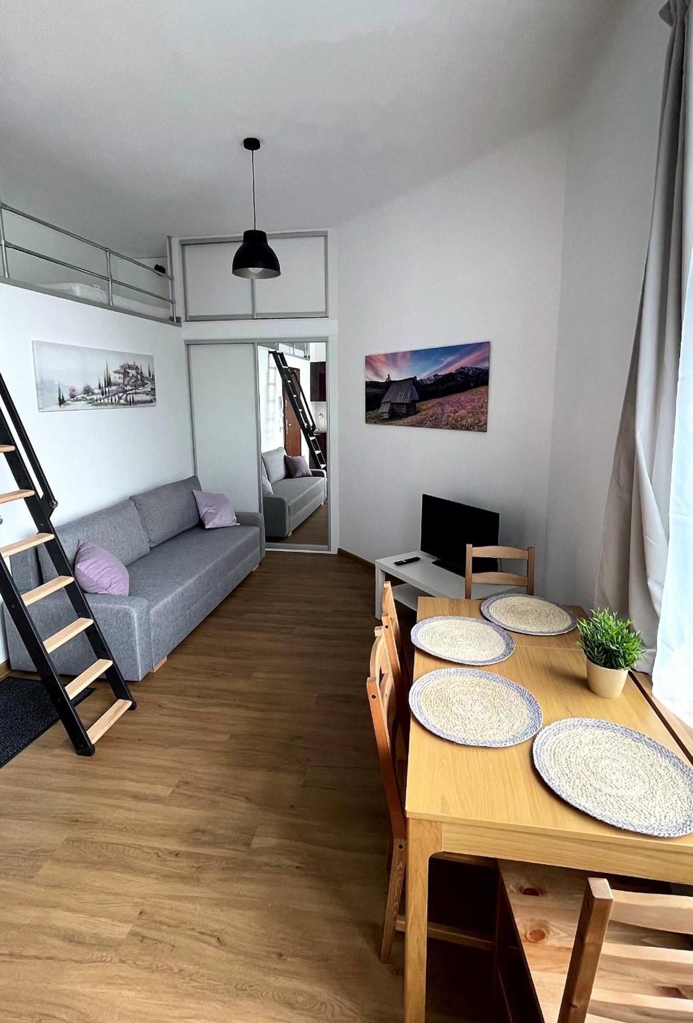 Old Town Stage Apartment One Krasków Exterior foto