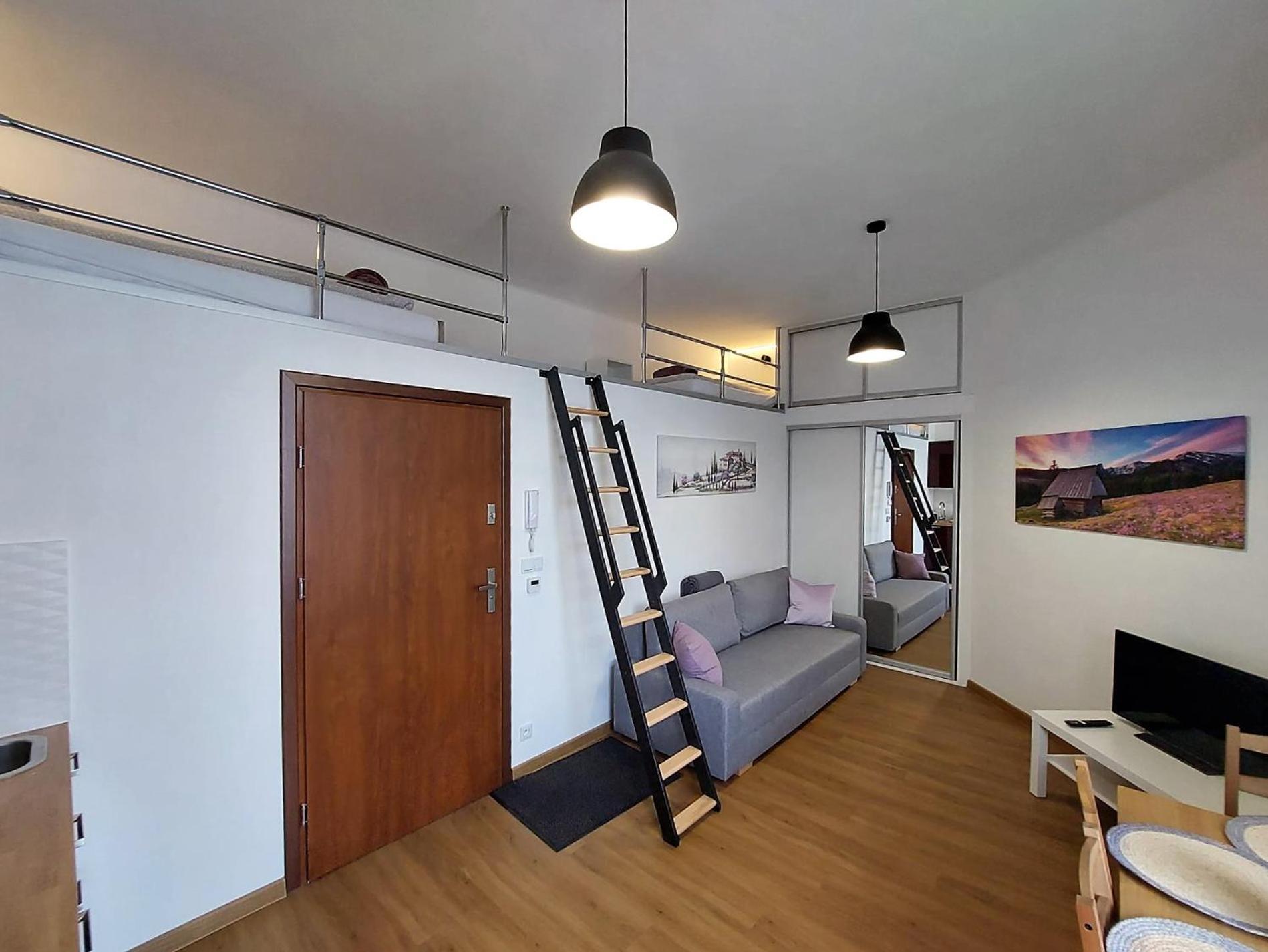 Old Town Stage Apartment One Krasków Exterior foto