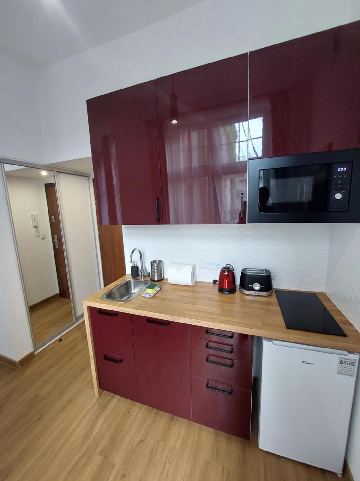 Old Town Stage Apartment One Krasków Exterior foto